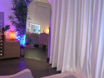 webcam girl lau__1 image #8196224