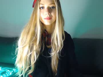 webcam girl pervyblonde image #804052