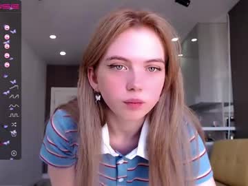 webcam girl small_blondee image #1879767