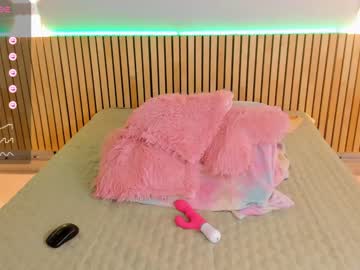 webcam girl little_effy18 image #5165358