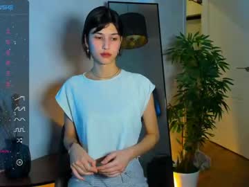 webcam girl joanmint image #5747348