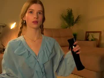 webcam girl brave_journey image #8959132