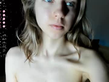 webcam girl lilla_cutie image #6259564