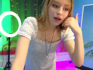 webcam girl luciaostin image #8174518
