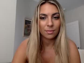 webcam girl ariannakartel image #1158630