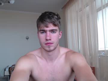 webcam man megamaxxxl image #4710686