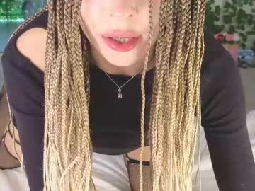 webcam girl yononeey image #9402949