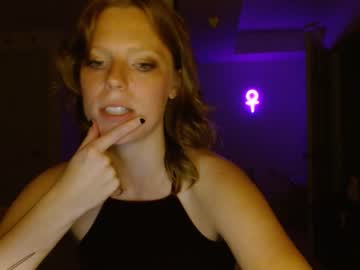 webcam girl crimsonxrapture image #1958455