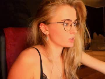 webcam girl linellali image #2944653
