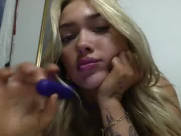 webcam girl tattedblondiezoe image #6328713