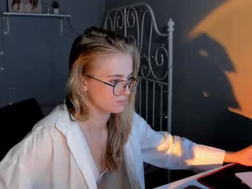 webcam girl linellali image #2449848