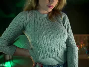 webcam girl provocatrixx image #3699578