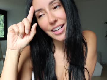 webcam girl miiiawallace image #2542528