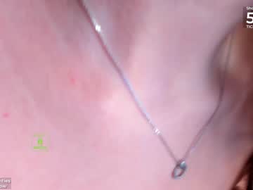webcam girl demurelixir image #6399932