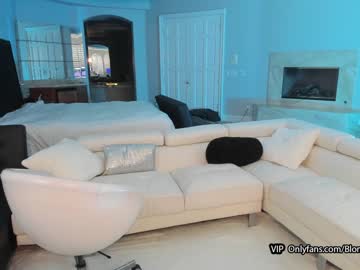 webcam girl blonde_riderxxx image #5029392