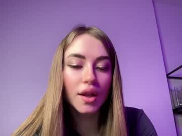 webcam girl strawberryjamx image #3599731