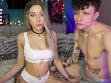 webcam couple wendy_shyfox image #6917360