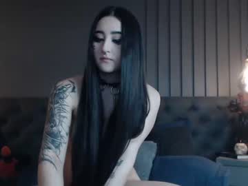 webcam girl charlotte_germanotta_ image #4999322