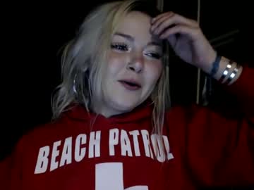 webcam girl kipsy420 image #7949295