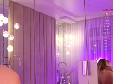 webcam girl krissone image #4098091