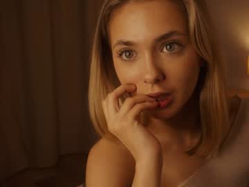 webcam girl mildredgarrett image #8405548