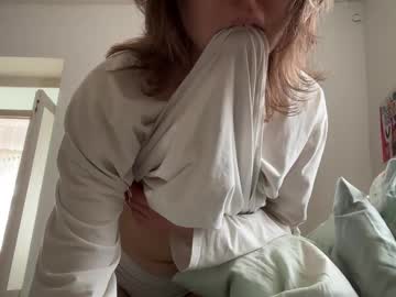 webcam girl holydori image #9000621