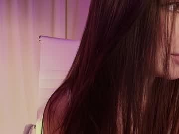 webcam girl hollyextra image #9405858