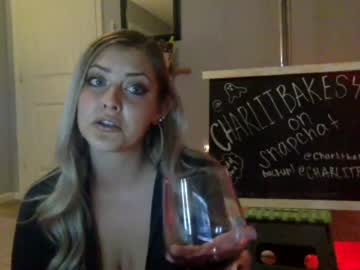 webcam girl charlitbaker image #577824