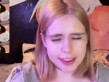 webcam girl nyakawaii69 image #5990765