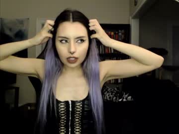 webcam girl runacrow image #4402231