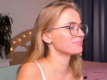 webcam girl linellali image #2673418