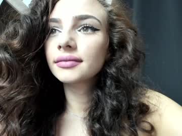 webcam girl 9harlotte99 image #2101971
