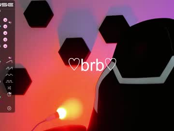 webcam girl small_blondee image #3951248