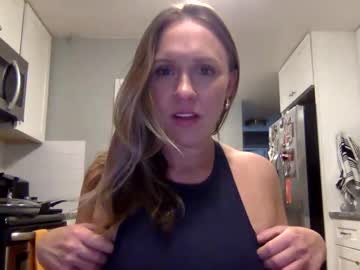 webcam girl rubmyclit22 image #7928912