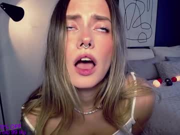 webcam girl yvie_ image #7566570