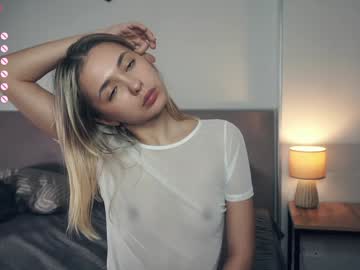 webcam girl mildredgarrett image #8552384