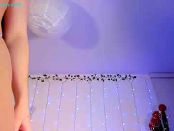 webcam girl littlee33 image #1316843