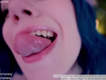 webcam girl runesy image #6479488