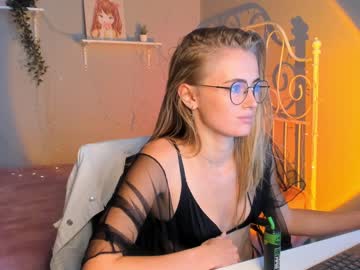 webcam girl linellali image #2543030