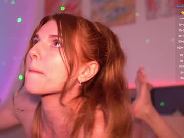 webcam girl sweetkira555 image #2364872