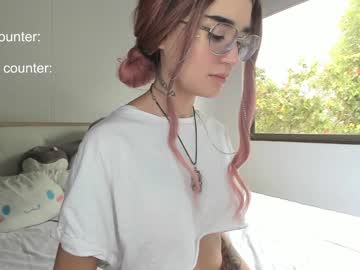 webcam girl lonelly_lolly98 image #7027367