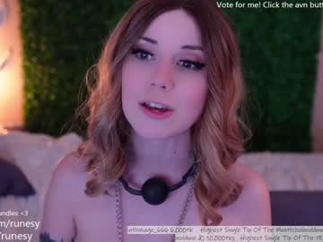webcam girl runesy image #3386711