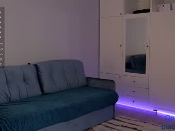 webcam girl _blackbee_ image #1690973