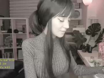 webcam girl lonelly_lolly98 image #9343995