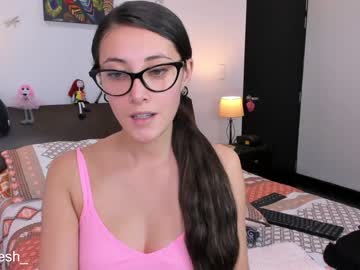 webcam girl kellytesh image #1424462