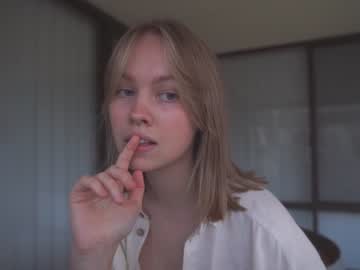 webcam girl bibi_it_is image #6425263