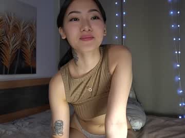 webcam girl refined_style image #6654554