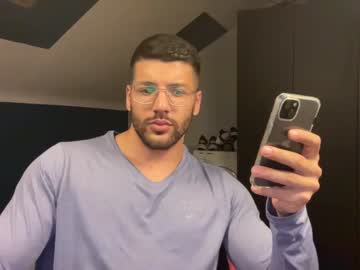 webcam man rogan1604 image #1388535