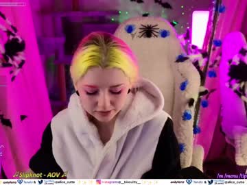 webcam girl _biscuitty image #5539695