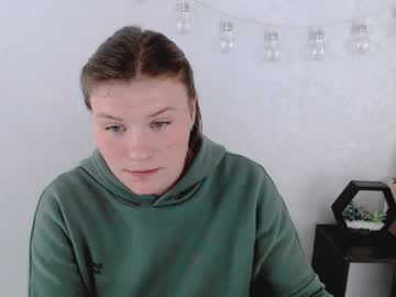 webcam girl adelin_ti image #2729328